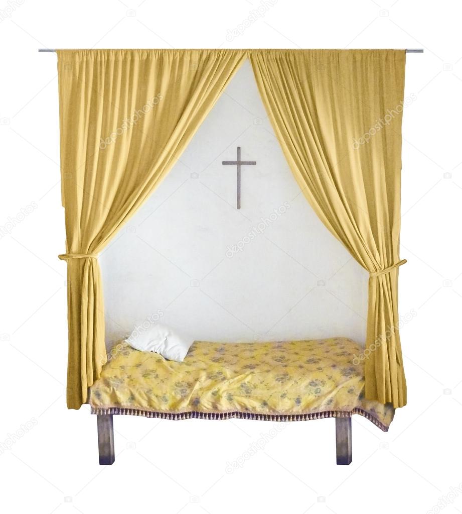 Isolated Bed Nun