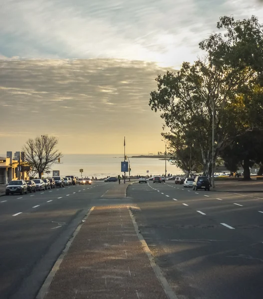 Vue sur la rue vers Montevideo Beach — Photo