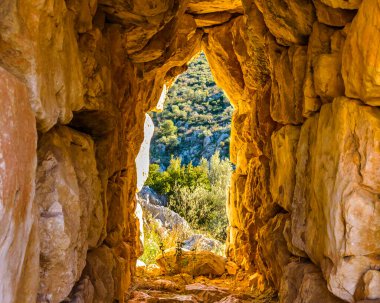Antik Mycenae şehrindeki güneşli gün manzarası, peloponez, Yunanistan