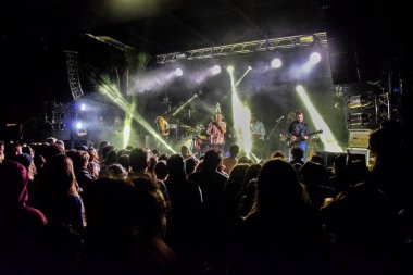 PORTEZUELO, URUGUAY, FEBRUARY - 2022 - Uuguaylı rock grubu konserinin gece sahnesi, maldonado, uruguay