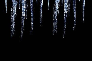 Siyah arkaplan şablon fotoğrafı üzerine buz çubuğu