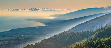 Yunan Olimpus Dağı Ulusal Parkı 'ndaki Aeril manzara günü sahnesi