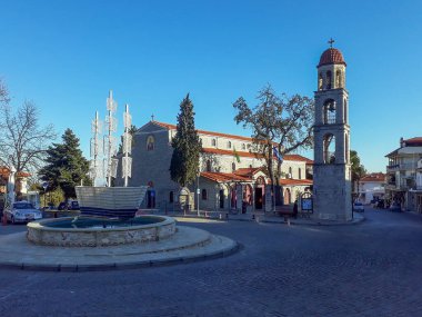 Yunanistan 'ın küçük bir kasabasında sabah şehir manzarası