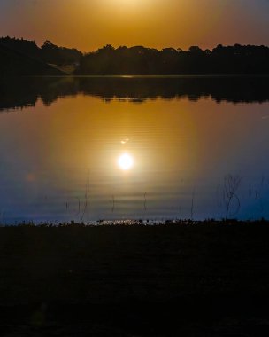 Flores ve Soriano, Uruguay departmanları arasındaki sınır olan Grande Nehri 'ni geçen köprü.