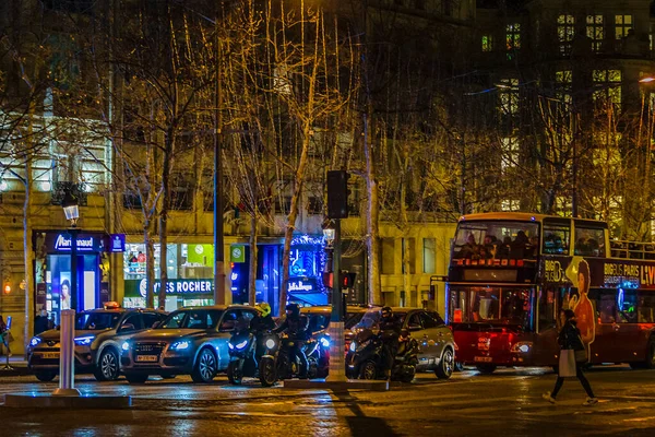 Parigi Francia Gennaio 2020 Scena Notturna Urbana Famoso Viale Degli — Foto Stock