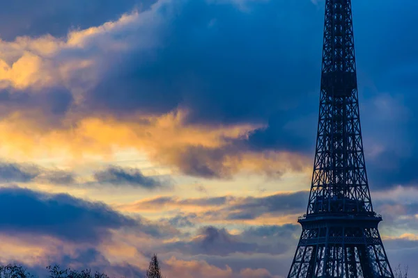 Urban Sunset Scene Paris City Eiffel Tower Main Subject — Zdjęcie stockowe
