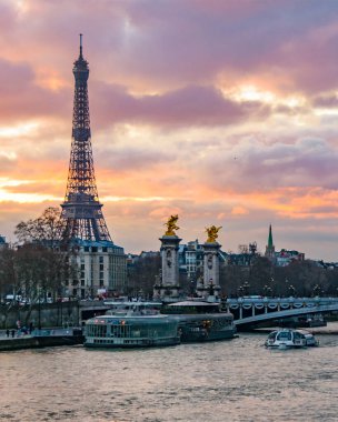 Sena river cityscape urban sunset scene, paris, france