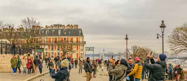 Paris France January 2020 People Taking Photos Famous Sacred Heart — Foto de Stock