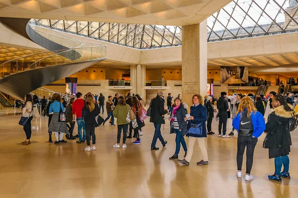 Paris Frankrike Januari 2022 Modern Interiör Syn Louvren Museibyggnad Paris — Stockfoto