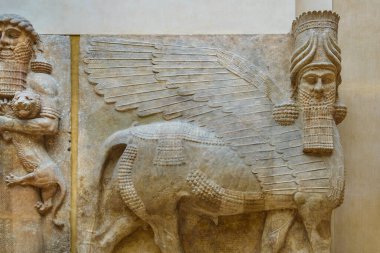 Müzedeki ünlü Antik Aslan Heykeli