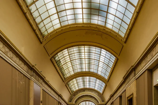 Skylight Elegant Stor Byggnad Museum Paris Frankrike — Stockfoto