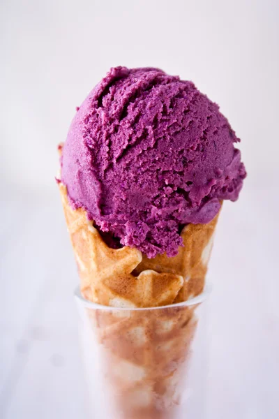 Berry ice cream — Stock Photo, Image