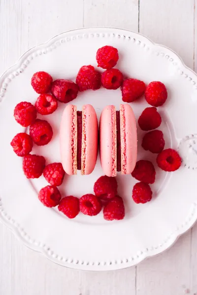 Himbeermacarons — Stockfoto