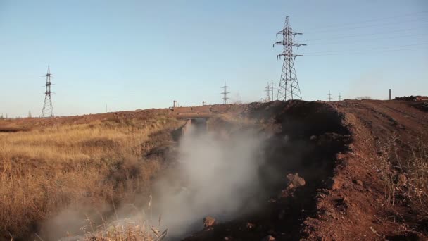 Efluentes industriales . — Vídeo de stock