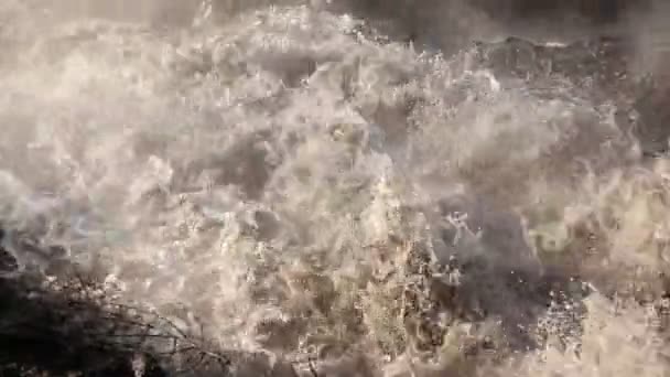 Effluents industriels . — Video