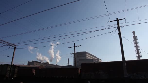 Крупный металлургический завод . — стоковое видео
