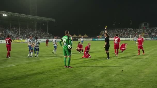 Partido de fútbol entre FC Sebastopol - Stal Alchevsk — Vídeos de Stock