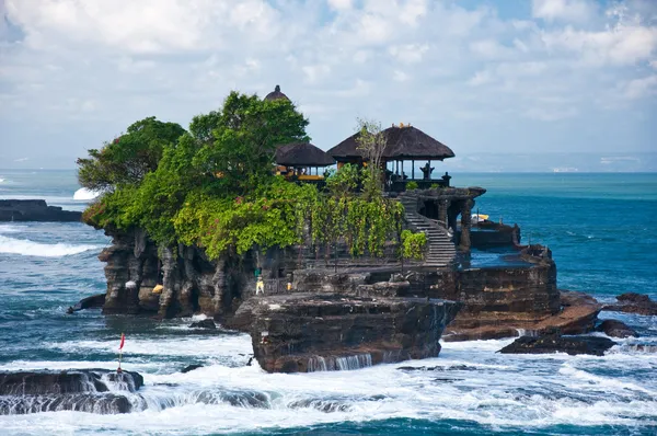 Templo de Tanah Lot, Oceano Índico, Bali Imagens De Bancos De Imagens