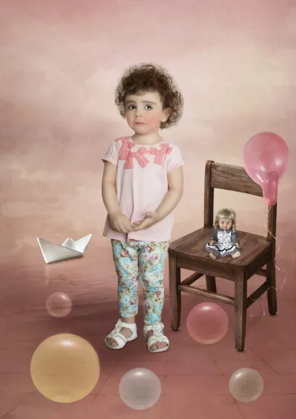 Маленькая девочка со слезами — стоковое фото