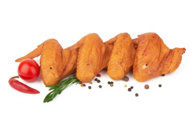 Tavuk kanadı Isolated beyaz arka plan üzerinde füme