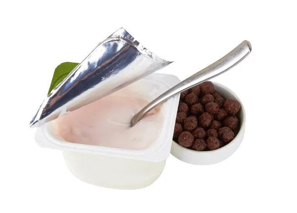 Tazza Plastica Con Yogurt Isolato Sfondo Bianco — Foto Stock