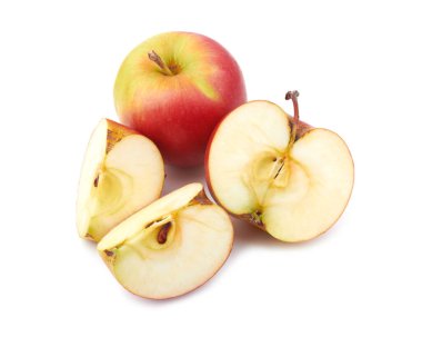 Beyaz arkaplanda kırmızı elmalar izole edilmiş