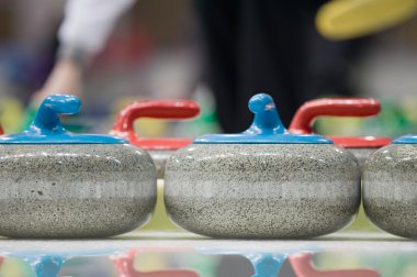Curling taşı