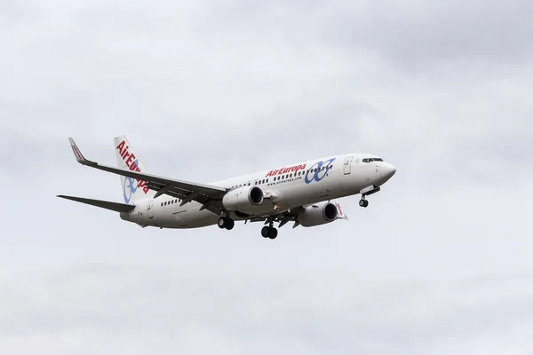 Flugzeug in der Luft — Stockfoto