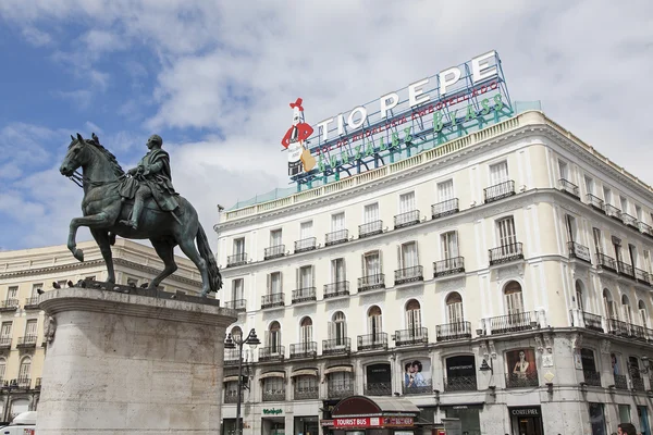 Tio Pepe sign in Puerta del Sol, Madrid, Spain — Stock Photo, Image