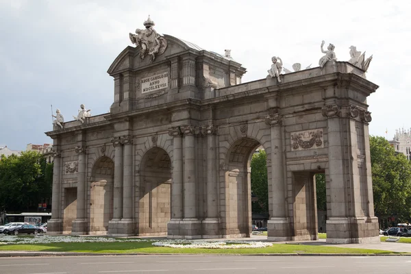 Puerta de alcala, Madryt, Hiszpania — Zdjęcie stockowe