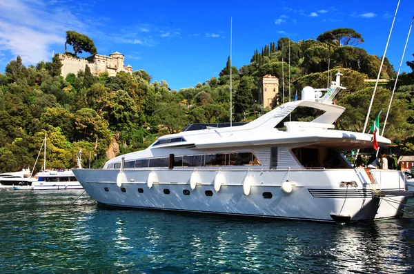 Portofino, italien. Yachten — Stockfoto