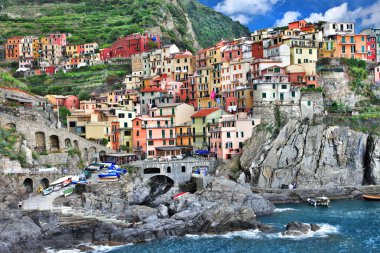 güneşli İtalya serisi - monarolla, cinque terre renkleri