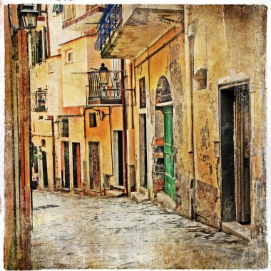 Eski Akdeniz kasabalarının büyüleyici sokakları