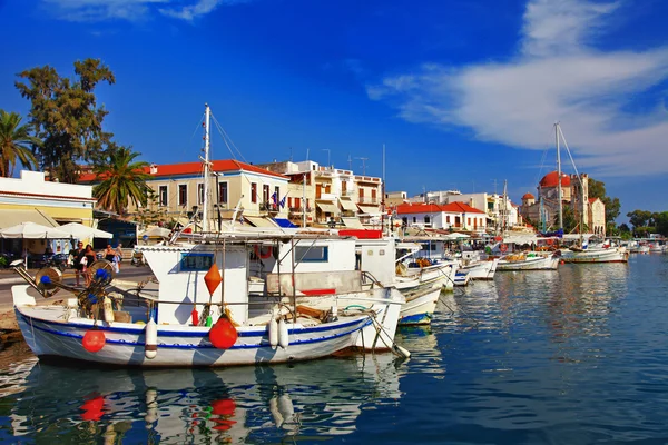 Malerische idyllische griechische Inseln - Ägina — Stockfoto