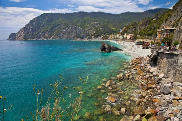 Picturesue Italian coast — Stock Photo, Image