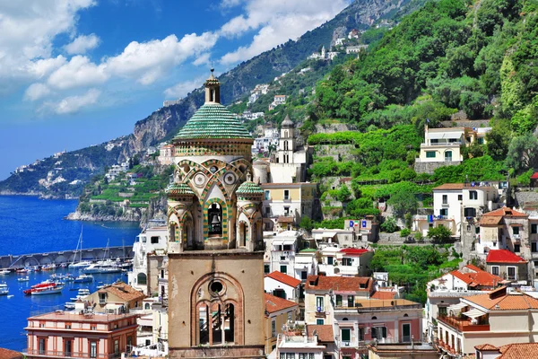 Prachtige amalfi, panorama van de stad.-Italië — Stockfoto