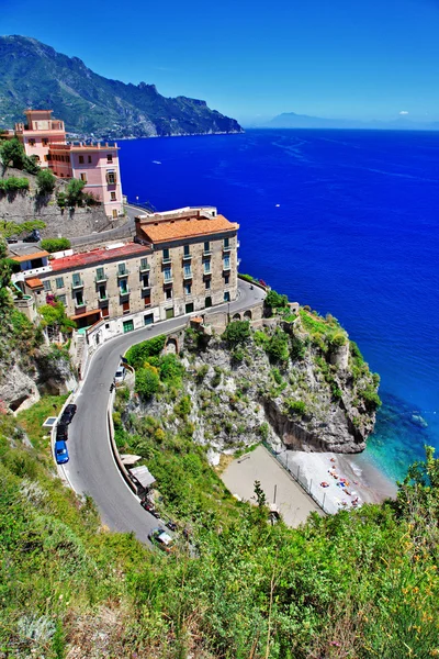 Amalfiküste stanning - atrani dorf — Stockfoto