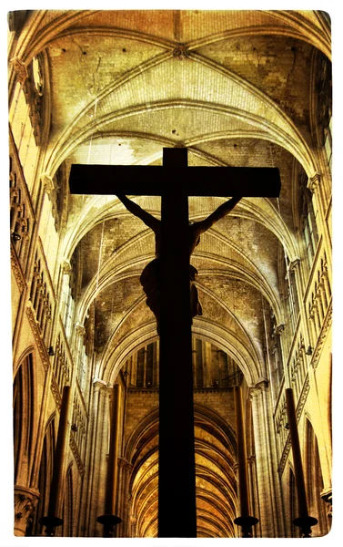 Drammatische Szene mit Kreuz in der Kathedrale - künstlerisches Bild — Stockfoto