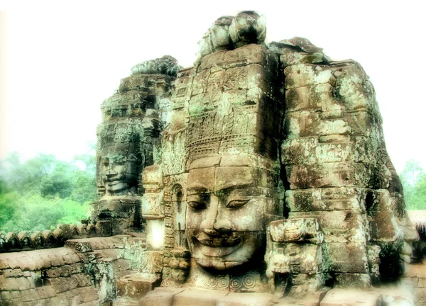 Kambodży starożytnej świątyni bayon - grafika w stylu retro — Zdjęcie stockowe
