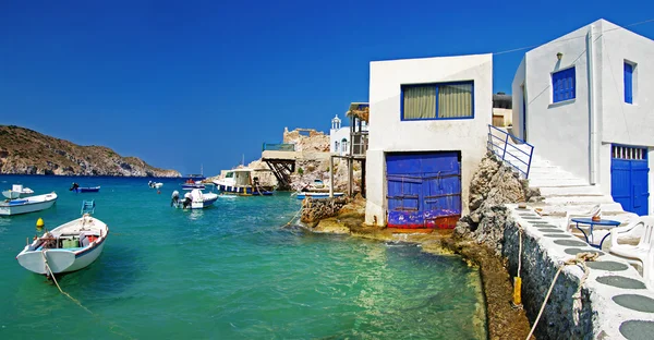 Milos island - Cyclades, hagyományos halászfaluban — Stock Fotó