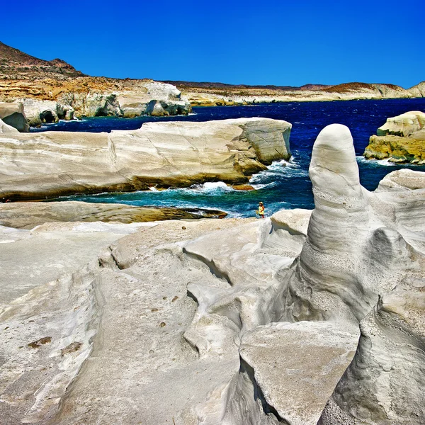 月球景观-米洛斯岛，希腊系列的矿物形成 — 图库照片