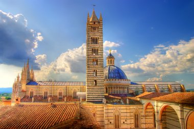 Toskana'daki Siena - görüntüleyin famouse duomo, güzel bir ortaçağ şehir