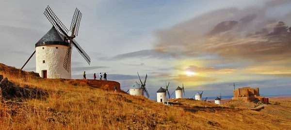 Větrné elektrárny ve Španělsku. Consuegra — Stock fotografie