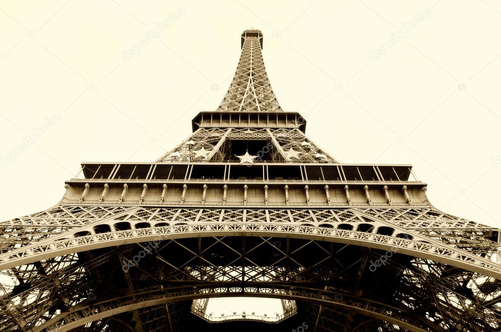 Eiffel tower isolated
