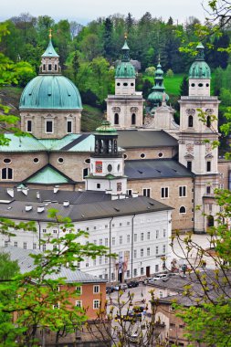 Salzburg, Avusturya eski şehirde kiliseler
