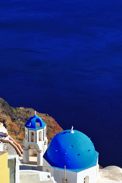 Santorini kubbeleri — Stok fotoğraf