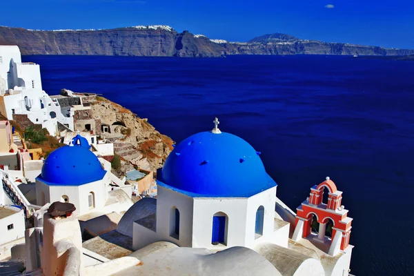 Oia, サントリーニ, ギリシャの有名なドーム — ストック写真