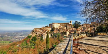 Todi - güzel medeival kasaba ve umbria, İtalya