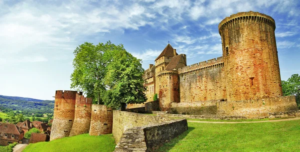 Castelo medieval Castelnau em Bretenoux (Lote partida) Franc — Fotografia de Stock