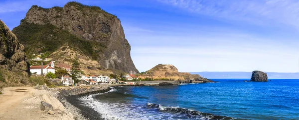 Madeira Adasının Görkemli Sakin Kıyı Köyleri Porto Cruz Panoramik Manzara — Stok fotoğraf